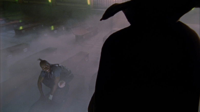 кадр из фильма Дракула 3000