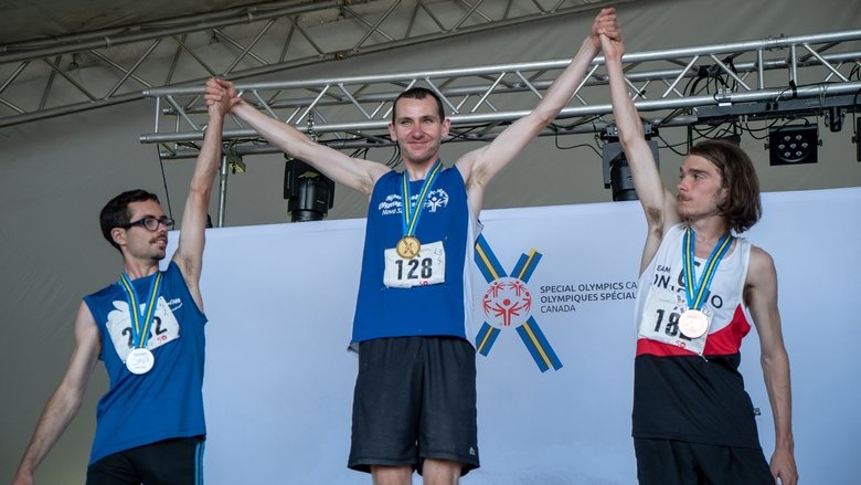 кадр из фильма Champions