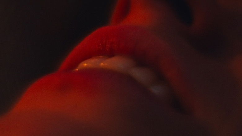 кадр из фильма Please Carry On