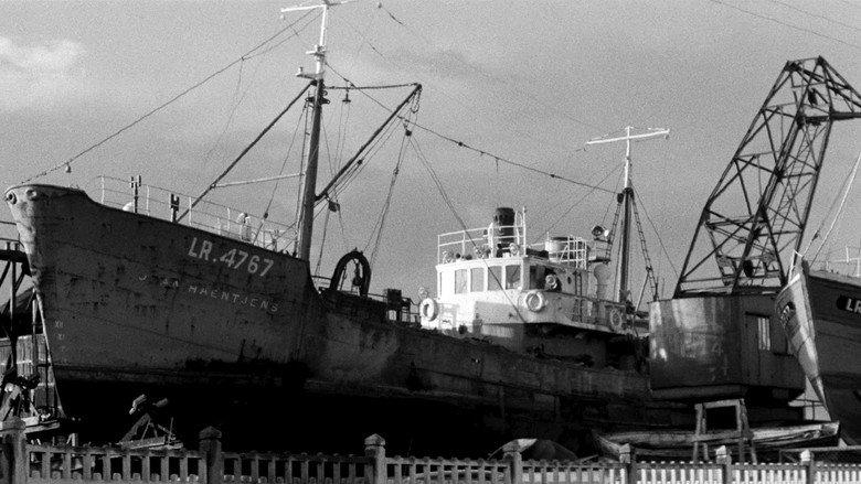 кадр из фильма Лодка Эмиля