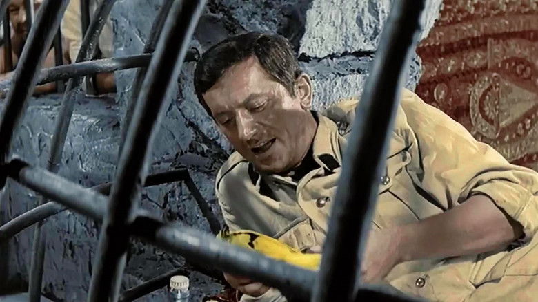 кадр из фильма Приключения канонира Доласа — Часть II: Следуя за армией