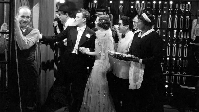 кадр из фильма Murder at the Vanities