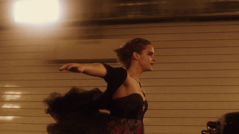 кадр из фильма Хорошо быть тихоней