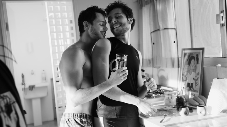 кадр из фильма 13 Sentimentos