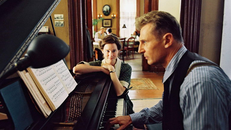 кадр из фильма Доктор Кинси