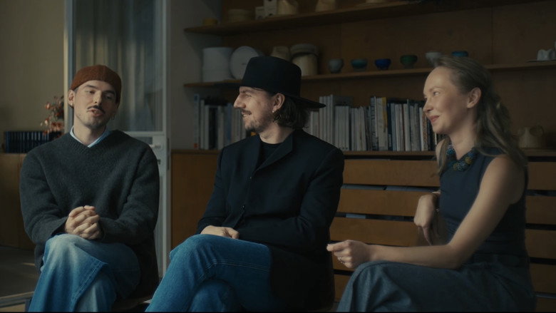 кадр из фильма Весна-Літо