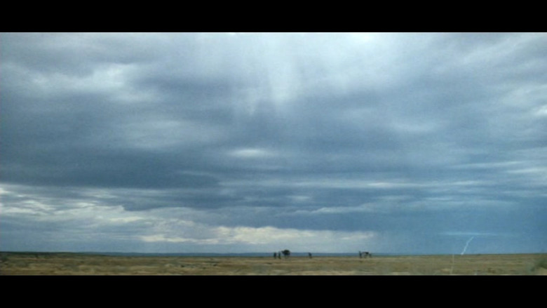 кадр из фильма Burke & Wills