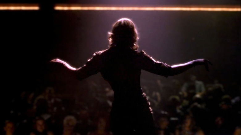 кадр из фильма Солдатская девушка