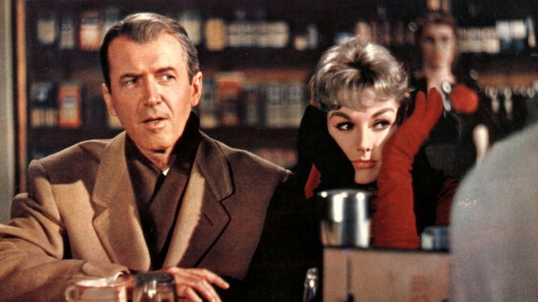 кадр из фильма Колокол, книга и свеча