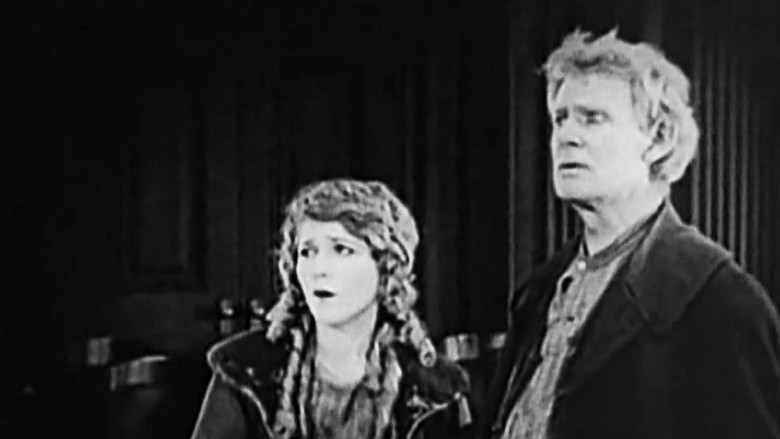 кадр из фильма Tess of the Storm Country