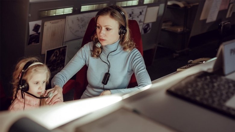 кадр из фильма Салют-7