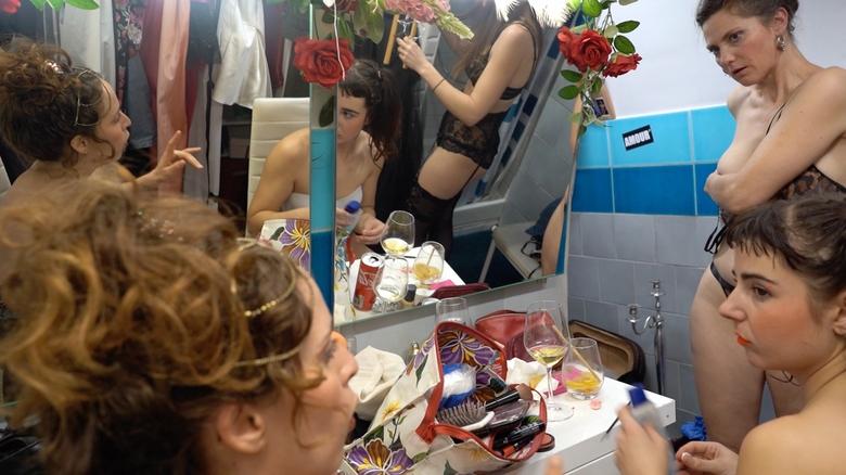 кадр из фильма Sweeties