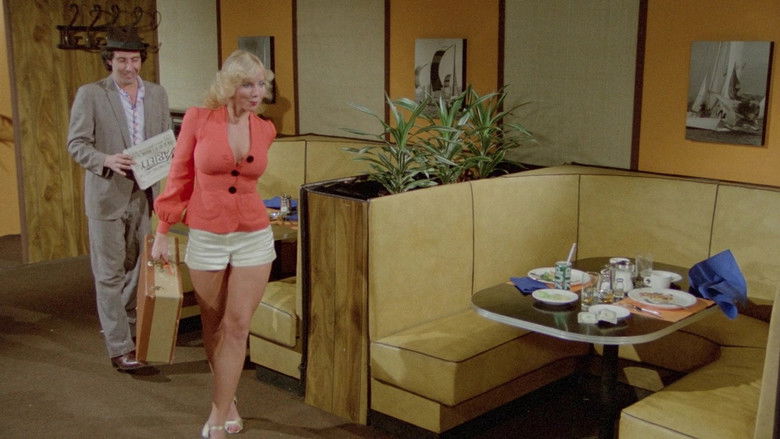 кадр из фильма Кэнди едет в Голливуд