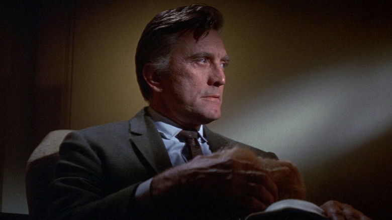 кадр из фильма Сделка