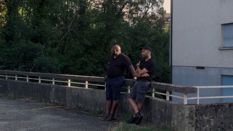 кадр из фильма L'Îlot