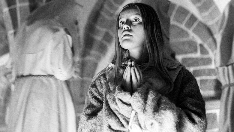 кадр из фильма Маркета Лазарова