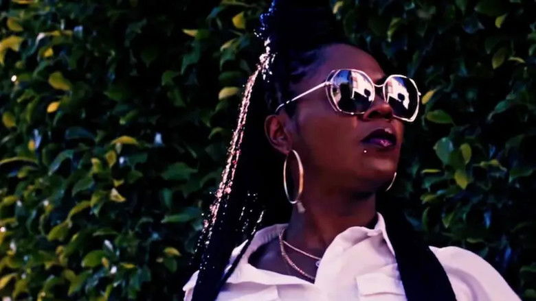 кадр из фильма Temperature Rising