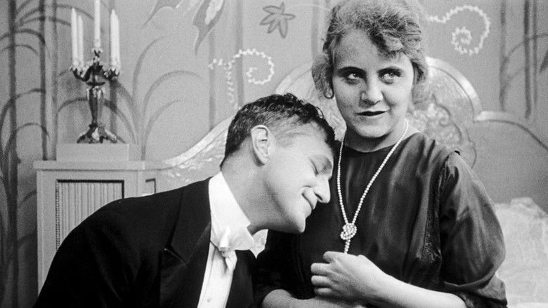 кадр из фильма Die Austernprinzessin