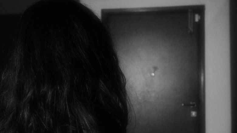 кадр из фильма Knock Knock