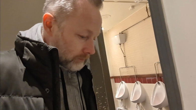 кадр из фильма Nighttime walk in the cold for a hot cuppa