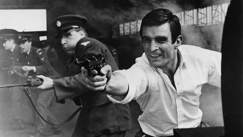 кадр из фильма Where the Bullets Fly