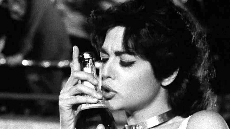 кадр из фильма El asalto