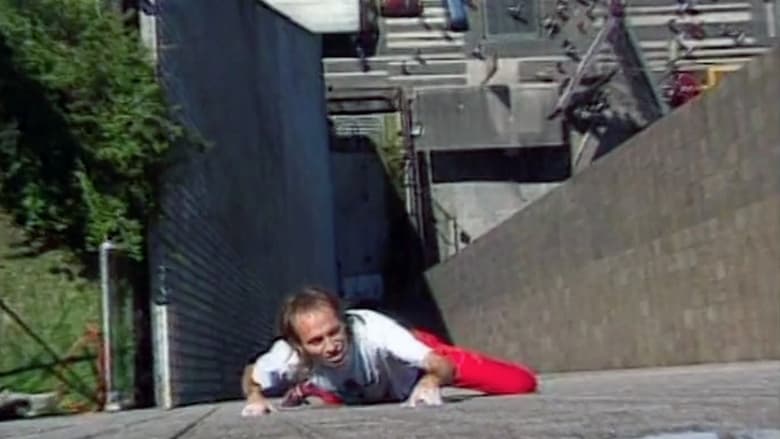 кадр из фильма The Wall Crawler: The Verticle Adventures of Alain Robert