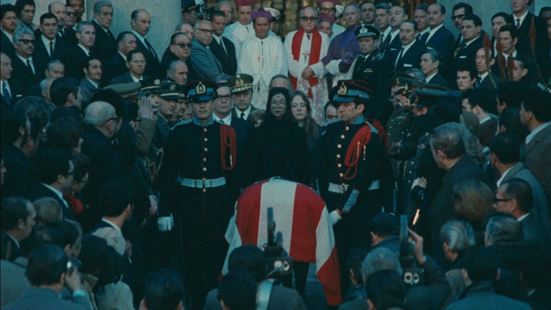 кадр из фильма Осадное положение