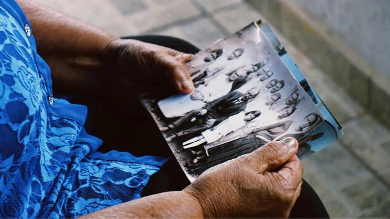 кадр из фильма Entre Nós