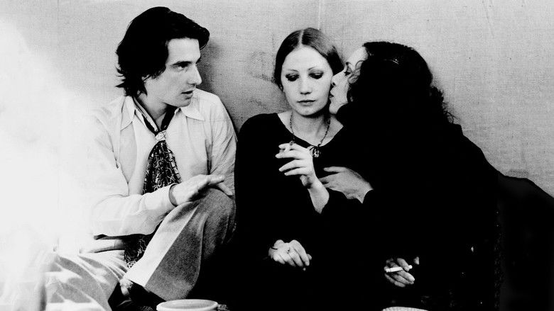 кадр из фильма Мамочка и шлюха