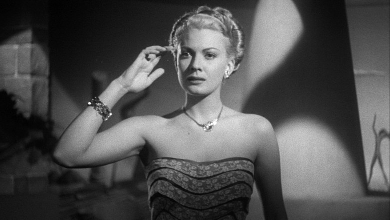 кадр из фильма No abras nunca esa puerta