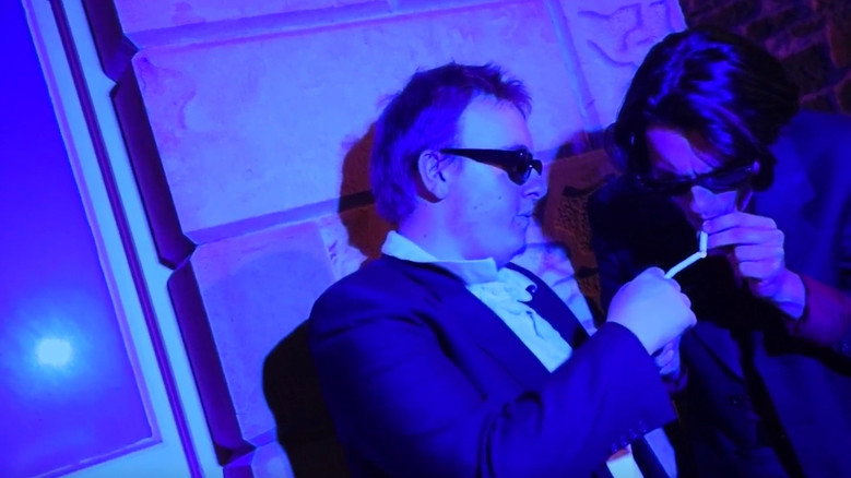 кадр из фильма The Knife Wore Perfume