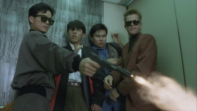 кадр из фильма При исполнении 5: Посредник