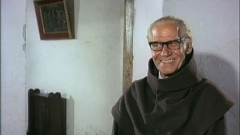 кадр из фильма El hermano Capulina