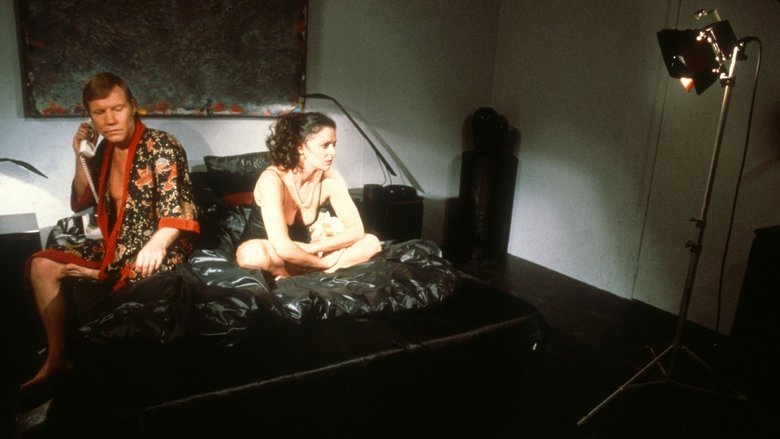 кадр из фильма Family Viewing