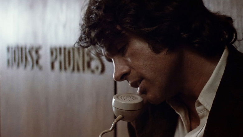 кадр из фильма Заговор «Параллакс»