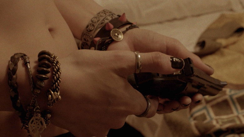 кадр из фильма LoveDump