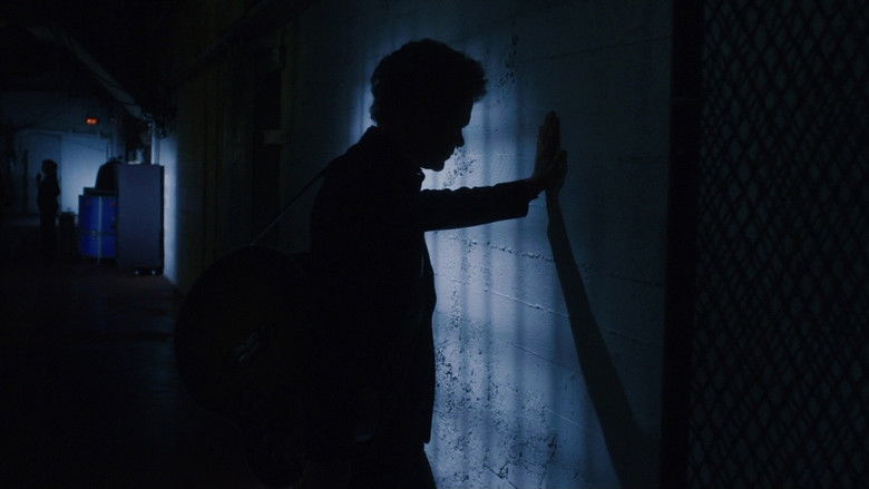 кадр из фильма Взлеты и падения: История Дьюи Кокса