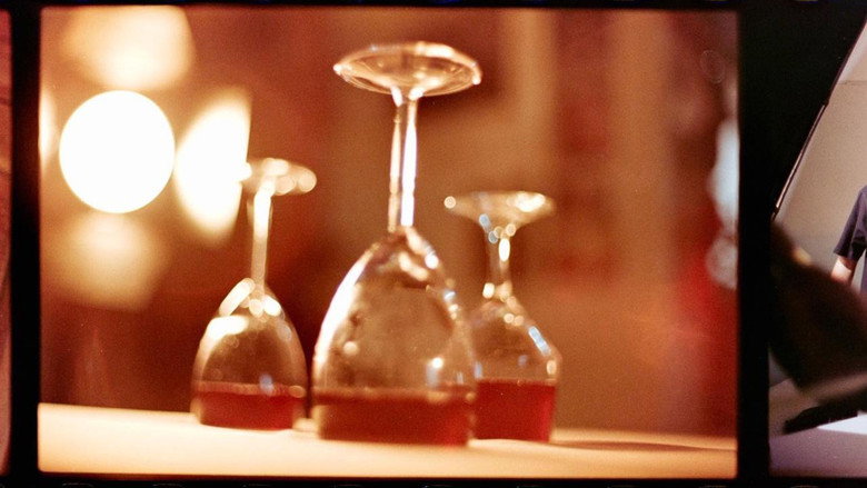 кадр из фильма Overdose Surrealista