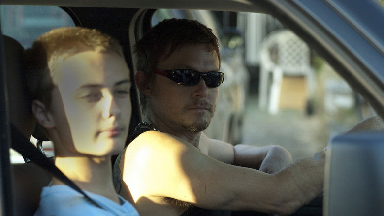 кадр из фильма Луч света младший