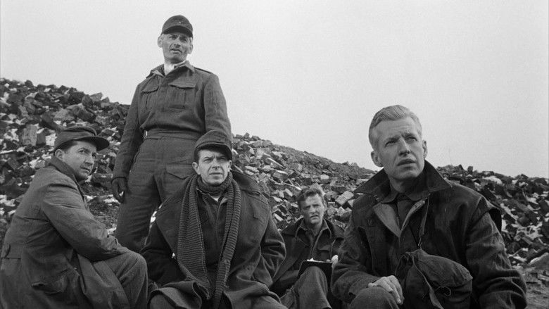 кадр из фильма Ten Seconds to Hell