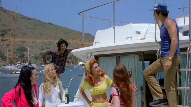 кадр из фильма Отряд «Куколка»