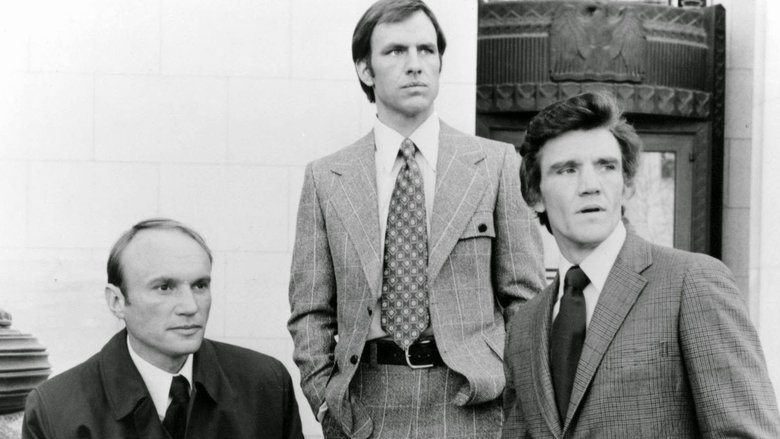 кадр из фильма Incident on a Dark Street