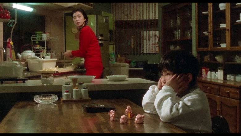 кадр из фильма Дверь