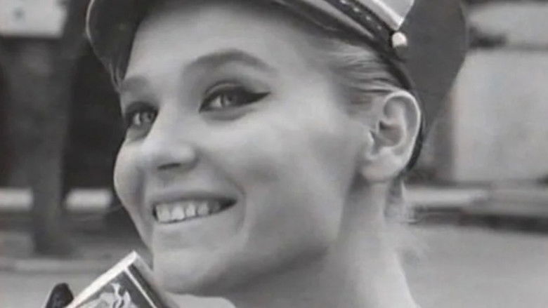 кадр из фильма Папиросница