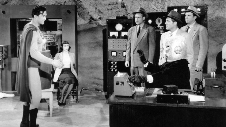 кадр из фильма Атомный человек против Супермена