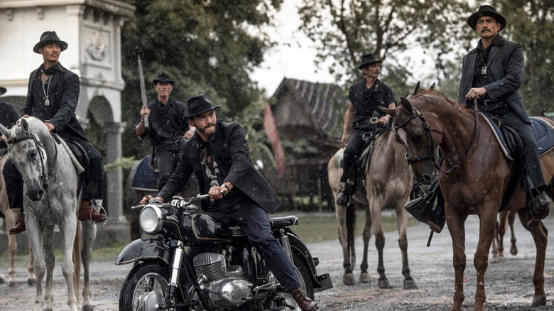 кадр из фильма Кхун Пхан 2