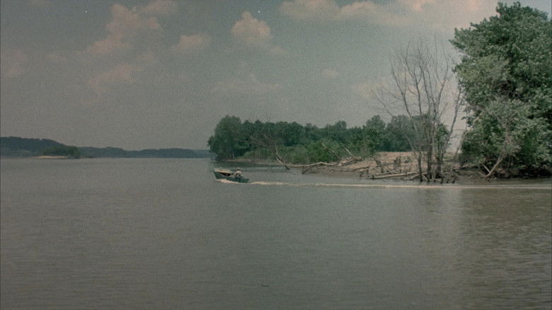 кадр из фильма Речная крыса