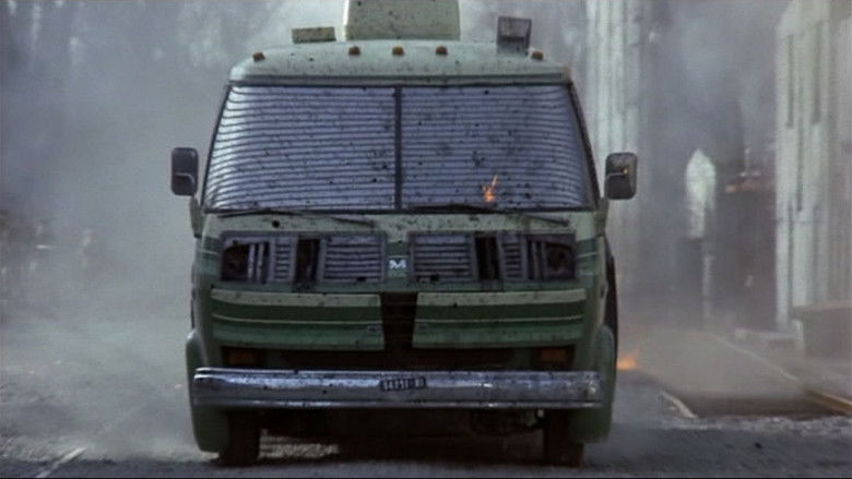 кадр из фильма Добровольцы поневоле