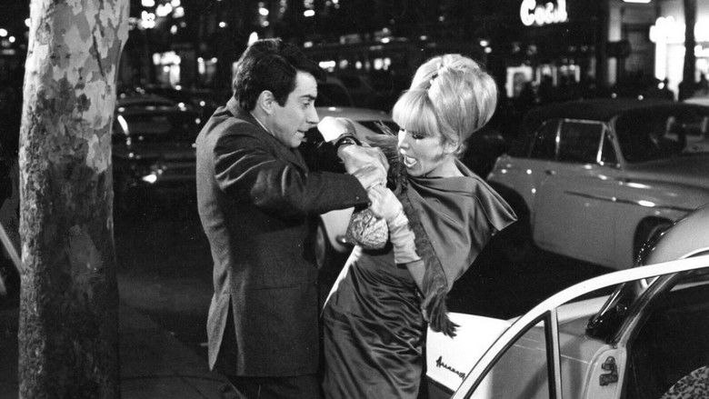 кадр из фильма Cherchez l'idole